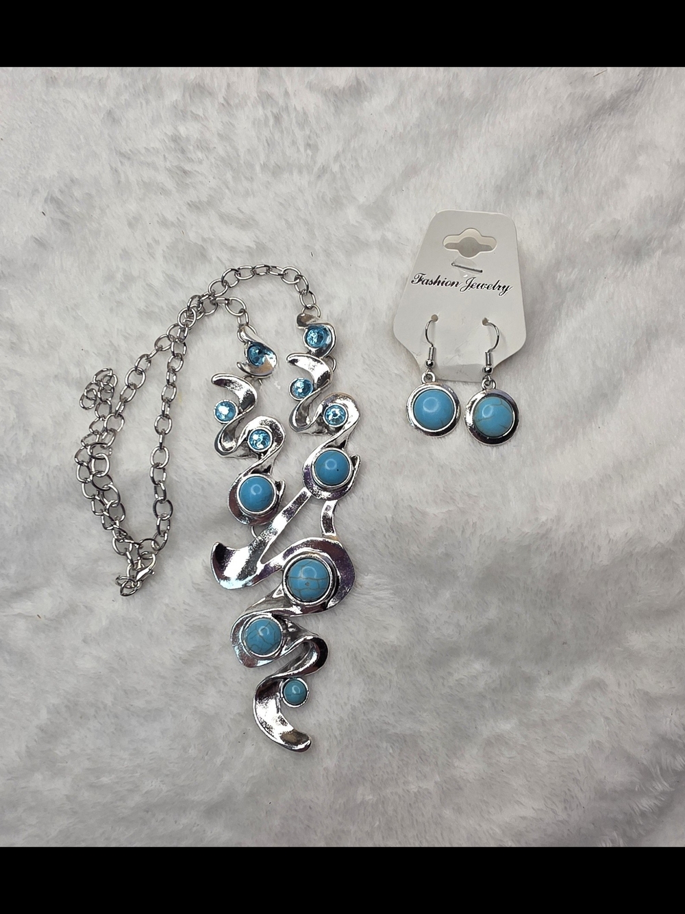 Turquoise Silver Swirl Necklace and Earrings Set